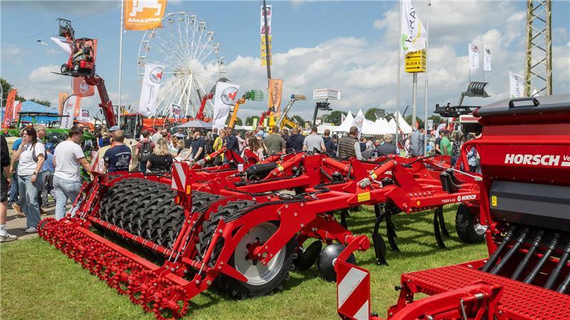 Von Melkroboter bis KI: In Tarmstedt dreht sich alles um Landwirtschaft Für Fachbesucher aus der Landwirtschaft wird modernste Agrartechnik aufgefahren.