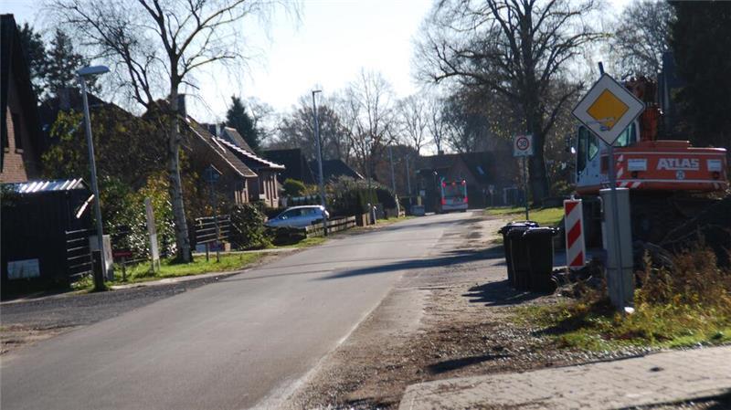 Für Fahrbahn, Gehwege und Verkehrsverengung soll in die Neukloster Straße investiert werden