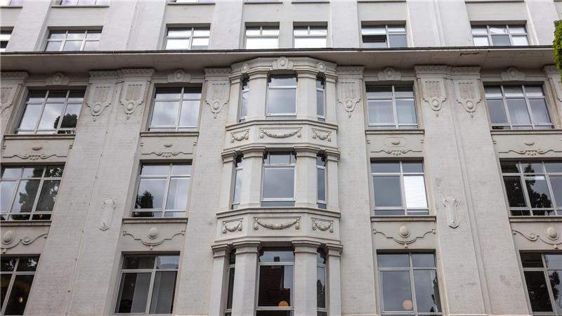 Für Frankfurt ist es nach dem Abgang des Suhrkamp-Verlags der nächste schwere Schlag.