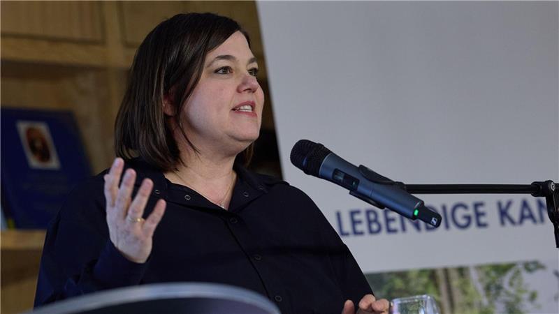 Für Hamburgs Umweltsenatorin Katharina Fegebank (Grüne) steht fest: „Gas und Öl werden nie wieder verlässliche Energieträger sein.“ (Archivbild)