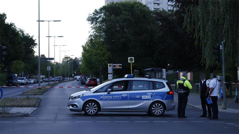Für Menschen in der Umgebung besteht laut Polizei keine Gefahr. 