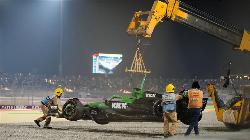 Verstappen vertagt Krönung in Katar: „Jetzt ist alles drin“ Für Nico Hülkenberg war nach einem Unfall früh Schluss.