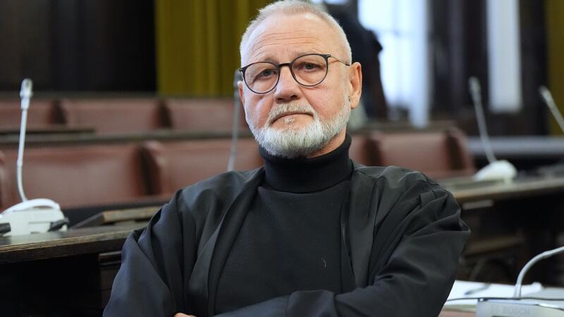 Für Opferanwalt Steffen Hörning sind viele Fragen der Tat von Stade unbeantwortet. (Archivbild)