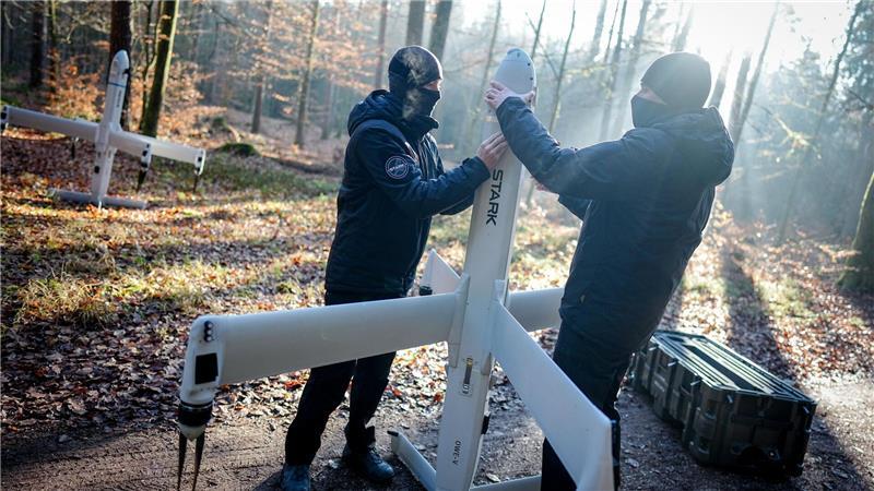 Für Rüstungsunternehmen sind Sicherheitsthemen ohnehin immer im Fokus. Doch beim Wirtschaftsschutz geht es auch um Fragen wie die Resilienz von Lieferketten. (Symbolbild)