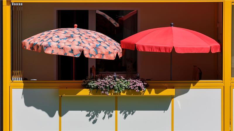 „Stiller Killer“ – Was Hitze für Menschen gefährlich macht Für Schatten sorgen: nicht nur einige Aufgabe für Einzelne, sondern auch für die Stadtplanung. Kommunen sollen Hitzeaktionspläne vorlegen.