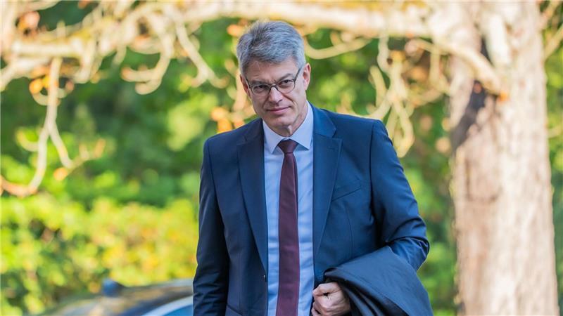 Merz: Verkehrsminister Schnieder geht es besser Für Schnieder endete die Klausur früher als erwartet.