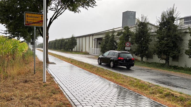 Für den Autoverkehr ist der Bliedersdorfer Weg seit dem 17. August wieder freigegeben.