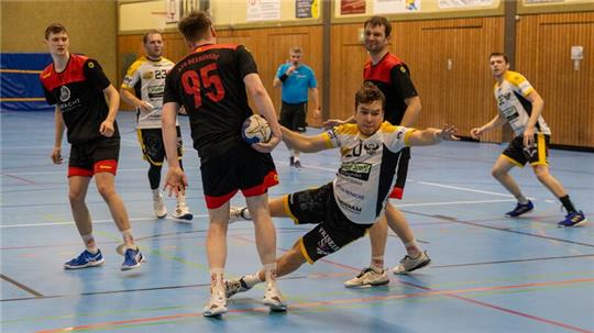 Malte Bardenhagen beim Torwurf