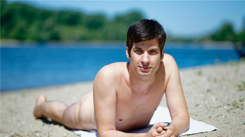 FKK-Swinger-Urlaub mit Stadtrat startet - Mimi ist dabei Für den achttägigen Aufenthalt in Cap d’Agde verspricht der 34-Jährige allerdings auch eine politische Bildungsreise. (Archivbild)