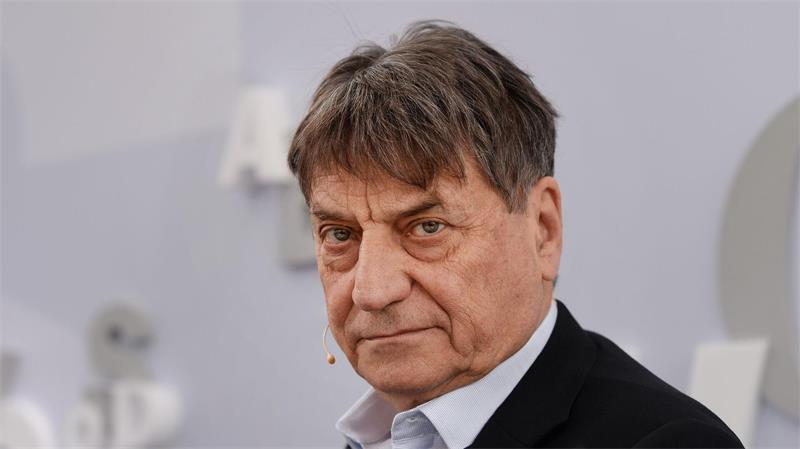 Wasserarme Donau wird zur Asservatenkammer der Geschichte Für den italienischen Schriftsteller Claudio Magris ist die Donau nicht bloß ein Fluss, sondern eine Straße, die die Völker an ihren Gestaden miteinander verbindet. (Archivbild)
