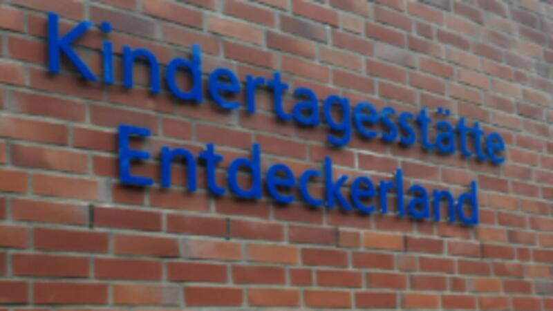 Für die Kita Entdeckerland in Harsefeld wurde ein neuer Träger gefunden. Gruppenschließungen und reduzierte Öffnungszeiten hatten zuletzt für Ärger gesorgt.