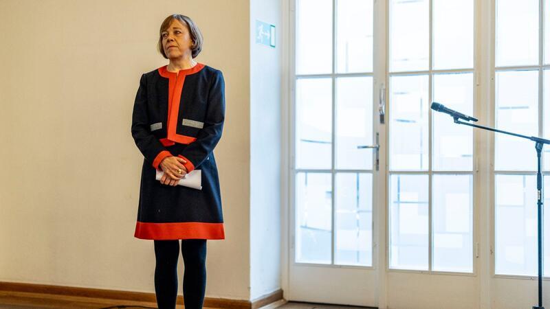 EKD-Ratsvorsitzende gibt Spitzenämter auf „Für die Menschen, die hier an der Arbeit sind, stehe ich. Ihnen will ich nicht mit Schlagzeilen durch einen Verbleib im Amt schaden“: Annette Kurschus.