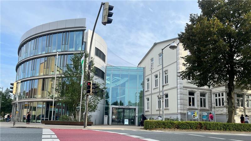 Für die Stadt Buxtehude arbeiten 820 Beschäftigte. Viele davon sind im Stadthaus beheimatet.
