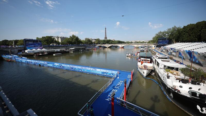 Für die Triathleten fiel auch das Abschlusstraining in der Seine aus.