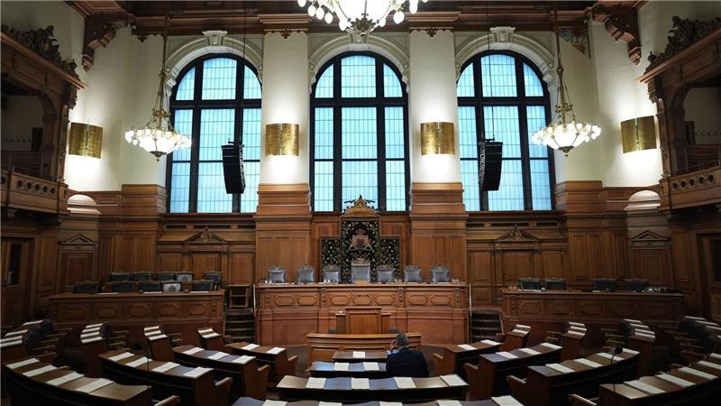 Hamburger Rathaus dient „Babylon Berlin“ als Kulisse Für die finale Staffel der Erfolgsserie „Babylon Berlin“ soll im Hamburger Rathaus gedreht werden. (Archivbild)