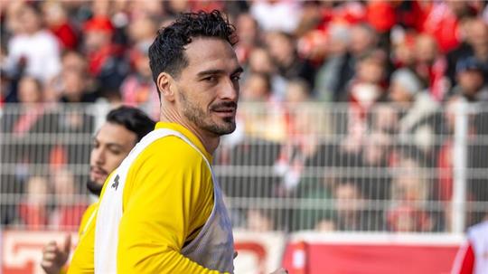 Für die kommenden Länderspiele in Frankreich und gegen die Niederlande soll Hummels nicht nominiert worden sein.