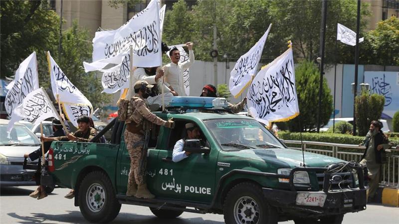 Bericht zu Evakuierung aus Kabul: Wunschdenken und Trägheit? Für die militant-islamistischen Taliban ist der Jahrestag des Abzugs der US-geführten Truppen aus Afghanistan ein Grund zum Feiern.
