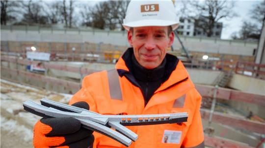 Für die neue Hamburger U-Bahnlinie U5 wird an der Sengelmannstraße ein Kreuzungsbauwerk errichtet.