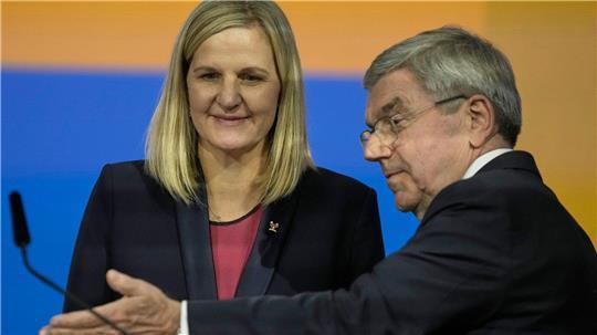 Für die neue IOC-Chefin Kirsty Coventry wird Thomas Bach ein wichtiger Ratgeber bleiben.