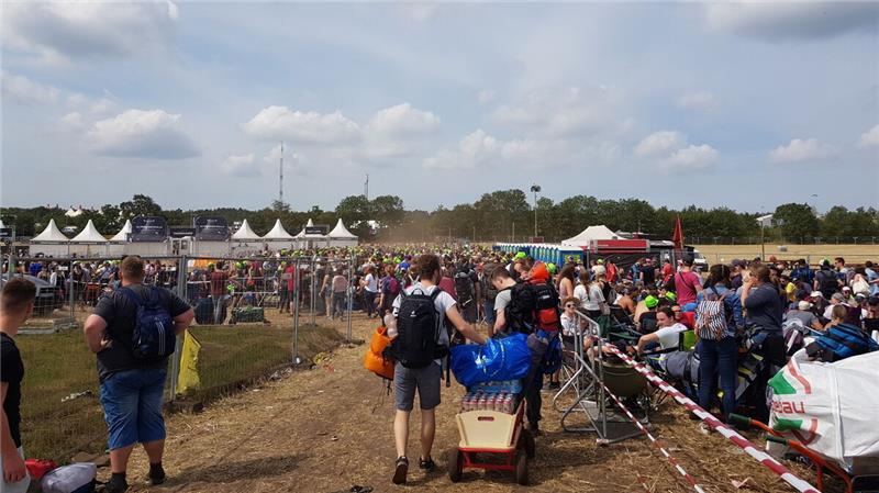 Für ein gelungenes Festival-Wochenende sollten die Taschen mit allen wichtigen Dingen gepackt sein. Archivfoto: Cuxhavener Nachrichten