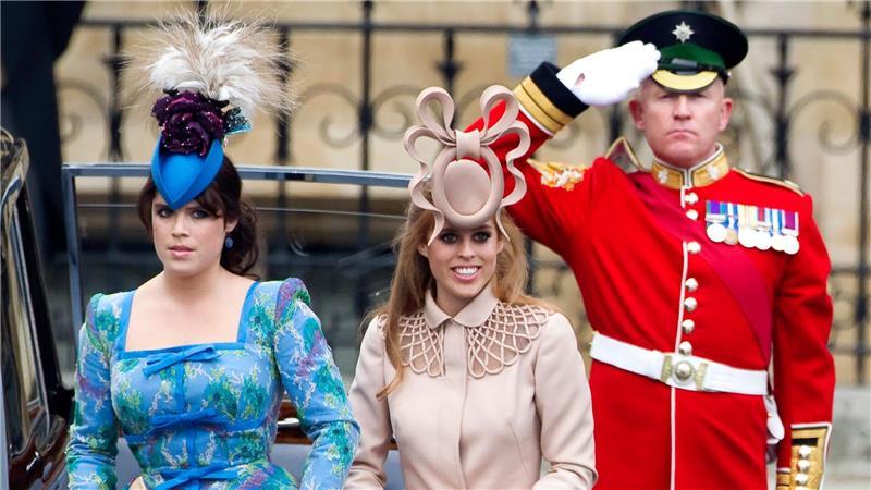 Für ihre Hutauswahl wurden die beiden Prinzessinnen damals verspottet. (Archivbild)