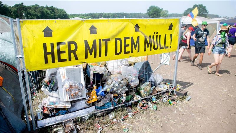 30 Jahre Hurricane – ein Festival feiert Geburtstag Für jeden vollen Müllsack gibt es eine Spende. (Archivbild)