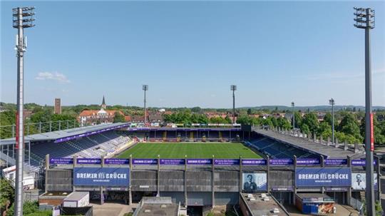 Fußball: 2. Bundesliga, VfL Osnabrück. Luftbild einer Drohne vom Stadion an der Bremer Brücke.