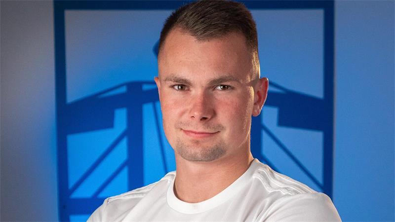 Maurer, Bäcker, Nachtschichtler: Das halten sie von den späten WM-Spielen Fynn Meyer.