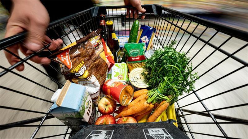GLP-1-Medikamente helfen beim Abnehmen, indem sie den Appetit zügeln und das Sättigungsgefühl steigern. Wird nun weniger eingekauft? (Symbolbild)