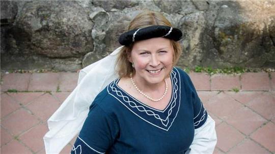 Gästeführerin Birgt Brunkhorst als Armgard Bicker.