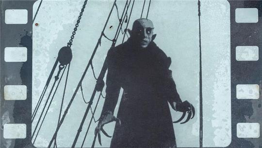 Gedenktafel für den Stummfilmklassiker von Friedrich Wilhelm Murnau „Nosferatu – Eine Symphonie des Grauens“ (1922).