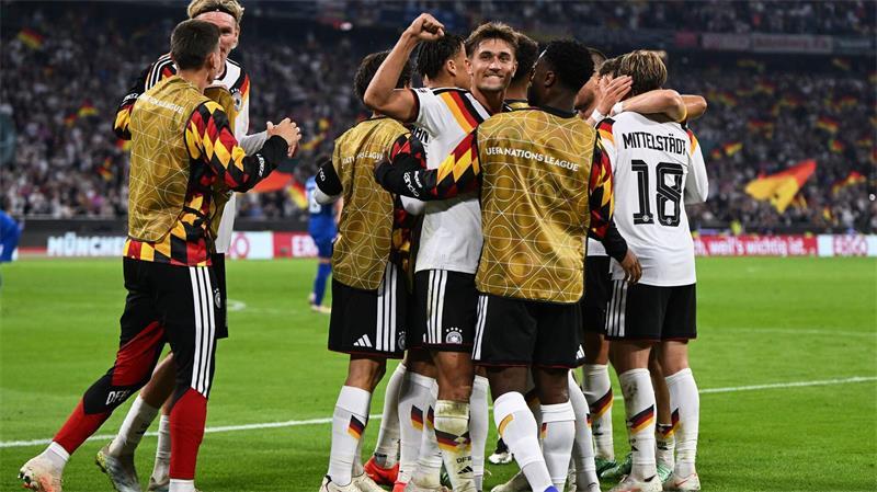 Gegen Serbien jubelt die DFB-Elf erstmals über einen Sieg unter Klopp. 