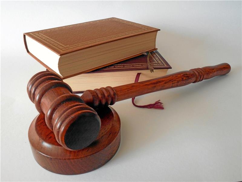 Gegen eine Geldauflage stellt der Seesener Amtsrichter das Verfahren gegen einen 27-Jährigen wegen versuchter gefährlicher Körperverletzung ein. Foto: Pixabay