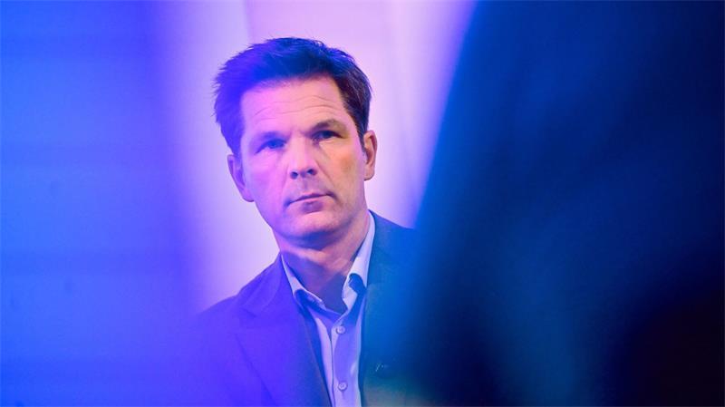 Nach Ermittlungen - SPD-Spitzenmann macht weiter Wahlkampf Gegen ihn wird ermittelt - SPD-Spitzenkandidat Steffen Krach.
