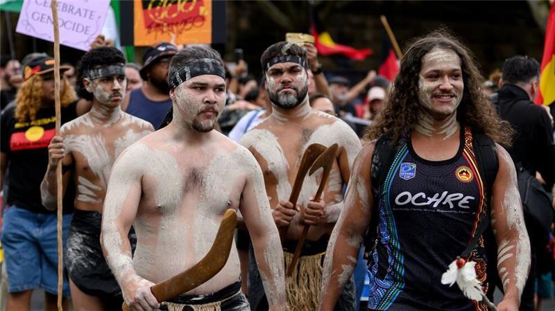 Gedenken an Kolonisierung: Australia Day sorgt für Proteste Gegner des Feiertags sprechen vom „Invasion Day“ oder auch „Survival Day“.