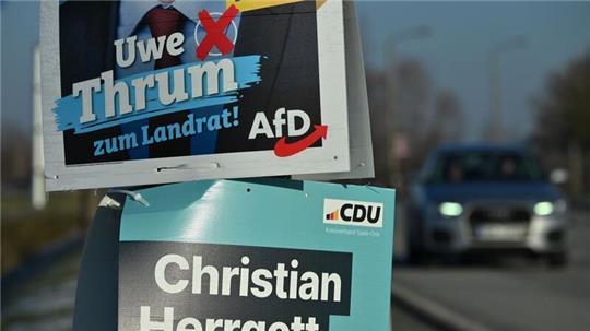 Gehen bei der Landratswahl im Saale-Orla-Kreis am 28. Januar in eine Stichwahl: AfD-Kandidat Uwe Thrum und CDU-Politiker Christian Herrgott.