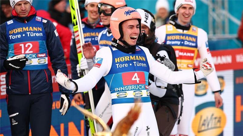 Geht als Spitzenreiter ins Tournee-Finale: Stefan Kraft.