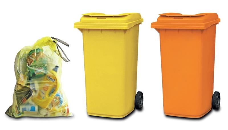 Tonne oder Sack? Neue Modelle im Kreis Harburg Gelber Sack oder lieber die gelbe oder orange Tonne ? Jetzt sind die Bürger gefragt. Foto: LKH