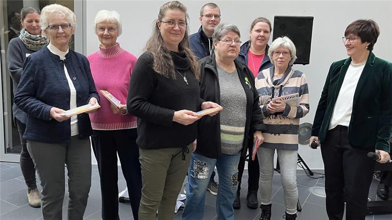 Bürgermeisterin fordert mehr Optimismus und mehr Engagement Gemeinsam für Buxtehude: Die Ehrenamtlichen standen bei der Neujahrsbegegnung im Mittelpunkt.
