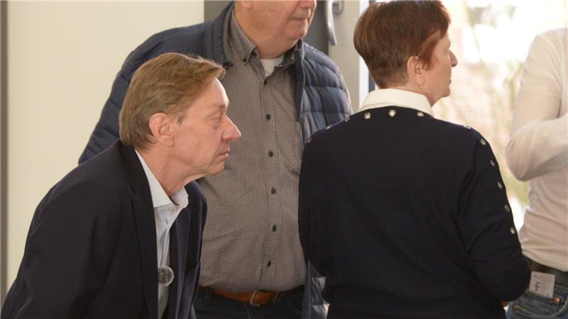 Gemeinsam im Kreistag: Anke Lindszus (rechts) ist die Fraktionsvorsitzende der AfD im Stader Kreistag und im Rat der Stadt Buxtehude. Maik Julitz ist Kreisvorsitzender.
