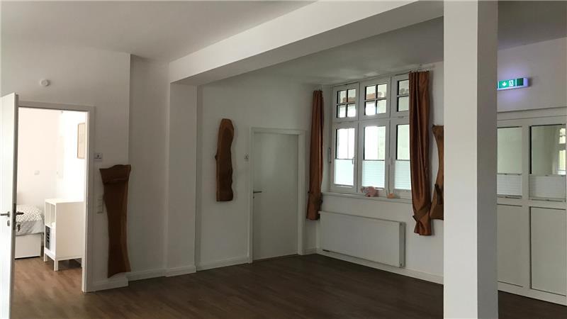 Dorfstromer Edgar Schmidt zieht es nach Freiburg ins Haus der Horizonte Gemeinschaftsbereich und Gästezimmer.