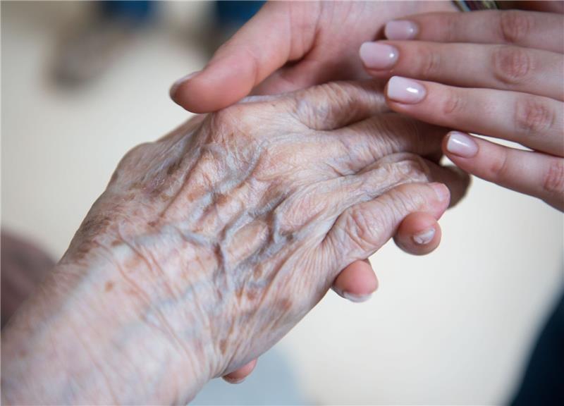 Patientenschützer: Mehr Hilfen für Ältere mit Depressionen Gerade für Pflegebedürftige fehlen angepasste psychiatrische und psychologische Hilfen, sagen Patientenschützer.