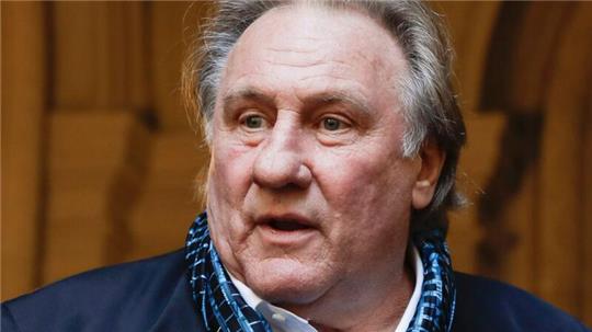 Depardieu droht Entzug des Ehrenlegion-Ordens Gérard Depardieu hat sich selbst disqualifiziert.