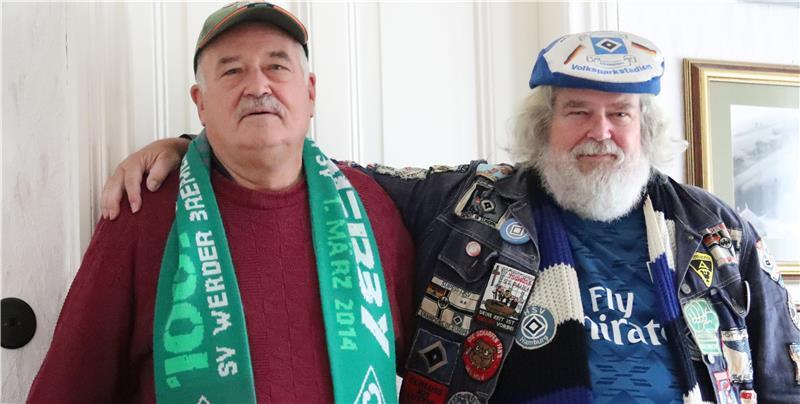 Gerd und Udo (links) Wetegrove haben gemeinsam 1956 Fußballspiele von Profimannschaften gesehen. Die Spiele von D/A im Kehdinger Stadion sind da nicht eingerechnet.