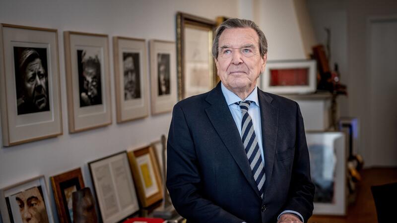 Gerhard Schröder (SPD) war von 1998 bis 2005 Bundeskanzler.