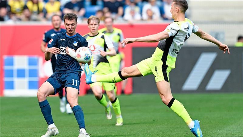 Gerieten früh in die Defensive: Schlotterbeck und der BVB.