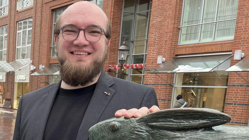 Gerrit Steffens (28) ist Ur-Buxtehuder. Er wurde in der Hansestadt geboren und ist hier aufgewachsen.