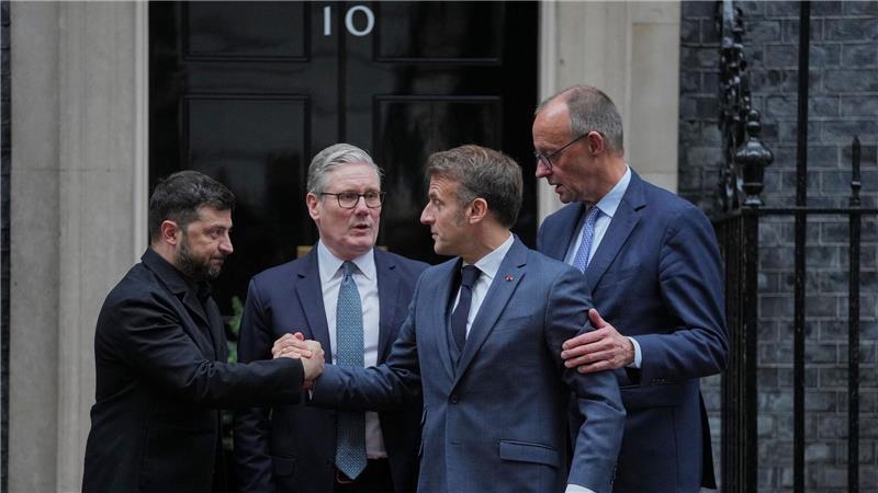 Gestern hatte Selenskyj (l-r) den britischen Premier Starmer, den französischen Präsidenten Macron und Kanzler Merz in London getroffen.