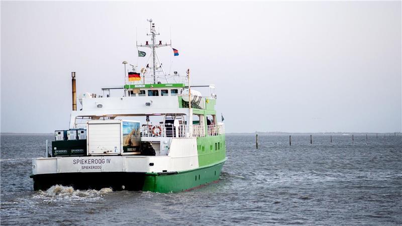 Gestiegene Treibstoffpreise verteuern Fährfahrten von und zur Insel Spiekeroog. (Archivbild)