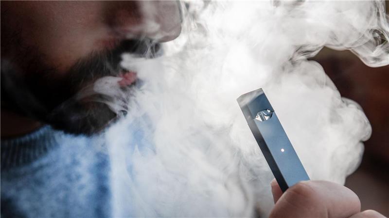 Gesundheitsexperten warnen vor Gefahren durch E-Zigaretten. (Symbolbild)